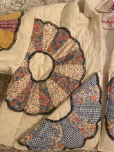 Load image into Gallery viewer, Signature Collection-Dresden plate cropped quilt coat