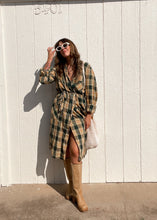 Load image into Gallery viewer, Vintage plaid robe / dress