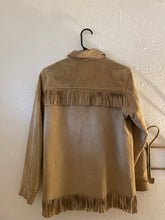 Load image into Gallery viewer, Vintage suede fringe jacket