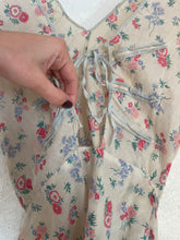 Load image into Gallery viewer, Vintage 1930s 40s cotton top