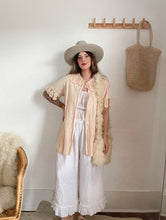 Load image into Gallery viewer, Vintage 1960s lace top