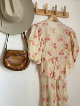 Load image into Gallery viewer, Vintage 30s 40s floral dress
