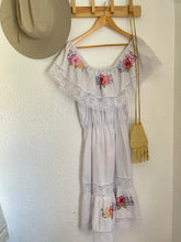 Load image into Gallery viewer, Vintage embroidered dress