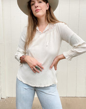 Load image into Gallery viewer, Vintage gauze crochet top