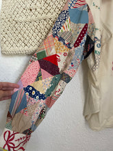 Load image into Gallery viewer, Vintage quilted button up
