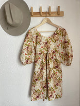 Load image into Gallery viewer, Signature Collection-The baby doll dress / floral