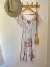 Load image into Gallery viewer, Vintage embroidered dress