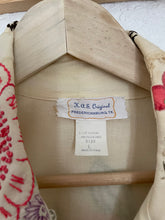 Load image into Gallery viewer, Vintage quilted button up