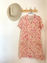 Load image into Gallery viewer, Vintage 50s/60s floral dress