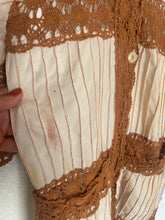 Load image into Gallery viewer, Over dye lace top