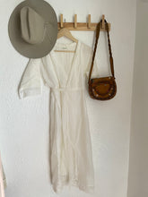 Load image into Gallery viewer, Vintage wrap dress