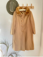 Load image into Gallery viewer, Vintage wool + fur collar coat