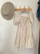 Load image into Gallery viewer, Signature Collection- Puff sleeve mini in rose floral