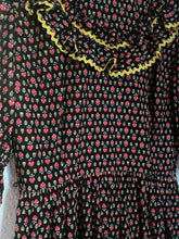 Load image into Gallery viewer, Vintage prairie dress