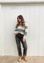 Load image into Gallery viewer, Vintage cozy sweater