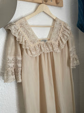 Load image into Gallery viewer, Vintage cotton lace dress