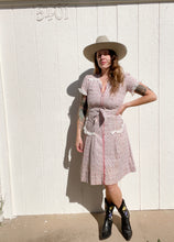 Load image into Gallery viewer, Vintage 40s/50s floral dress
