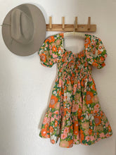 Load image into Gallery viewer, Signature Collection- Puff sleeve mini in 70s floral