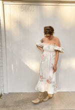 Load image into Gallery viewer, Signature Collection-Vintage large floral print dress
