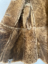 Load image into Gallery viewer, Vintage suede lamb coat