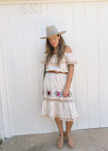 Load image into Gallery viewer, Vintage embroidered dress