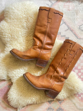 Load image into Gallery viewer, Vintage campus boot
