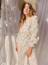 Load image into Gallery viewer, Vintage floral prairie dress