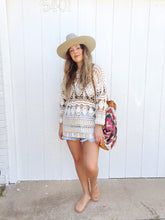 Load image into Gallery viewer, Vintage crochet top