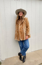 Load image into Gallery viewer, Vintage teddy coat