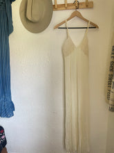 Load image into Gallery viewer, Vintage peignoir set