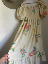 Load image into Gallery viewer, Signature Collection-Vintage large floral print dress
