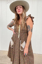 Load image into Gallery viewer, Vintage young edwardian calico dress