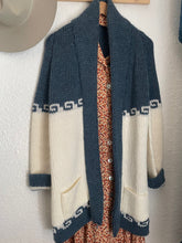 Load image into Gallery viewer, Vintage blue knit cardigan
