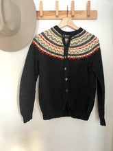 Load image into Gallery viewer, Vintage fair isle cardigan