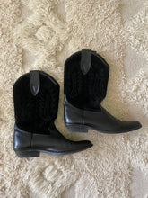 Load image into Gallery viewer, Vintage black cowboy boots
