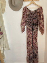 Load image into Gallery viewer, Vintage Adini/ India Imports/ Indian block print kaftan dress