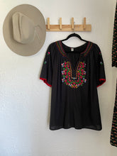 Load image into Gallery viewer, Vintage black embroidered top