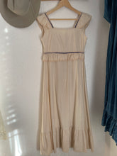 Load image into Gallery viewer, Vintage cotton prairie dress
