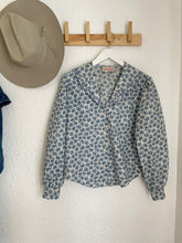 Load image into Gallery viewer, Vintage floral blouse