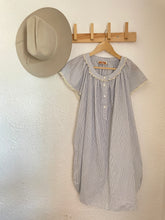 Load image into Gallery viewer, Vintage 70s striped mini dress