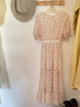Load image into Gallery viewer, Vintage floral tie dress