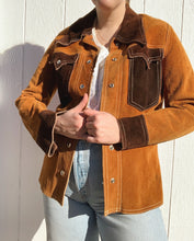 Load image into Gallery viewer, Vintage two toned suede jacket