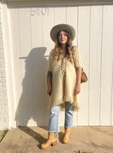 Load image into Gallery viewer, Vintage knit shawl