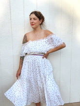 Load image into Gallery viewer, Vintage off the shoulder floral dress