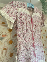 Load image into Gallery viewer, Vintage 40s/50s floral dress