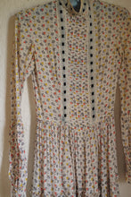 Load image into Gallery viewer, Vintage 1930s floral prairie dress
