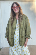 Load image into Gallery viewer, Vintage army liner jacket