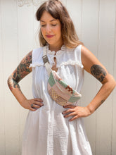 Load image into Gallery viewer, Signature Collection-Fanny pack/crossbody bag