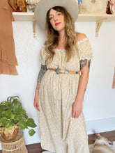 Load image into Gallery viewer, Vintage yellow floral dress