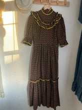 Load image into Gallery viewer, Vintage prairie dress